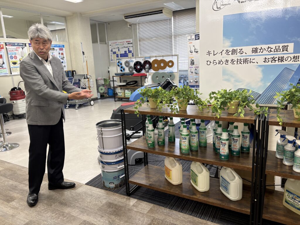 ペンギンワックス株式会社飯田さまインタビュー画像02